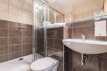 Фото номера Двухместный номер с 1 кроватью Отель Hotel Kahlberg г. Крыница-Морска 4