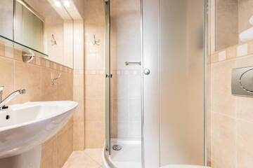 Фото номера Двухместный номер с 1 кроватью и балконом Отель Hotel Kahlberg г. Крыница-Морска 6
